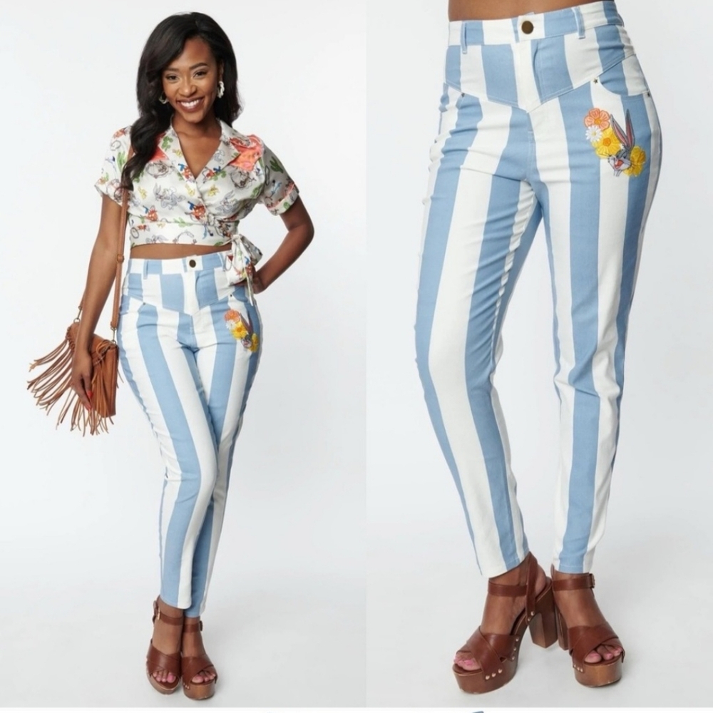 Unique Vintage x Looney Tunes size large striped jeans